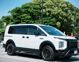 得利卡四驱越野面包车图片(新款得利卡四驱配置)