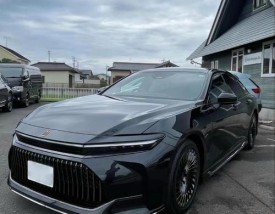 第16代丰田皇冠,第16代丰田皇冠sedan