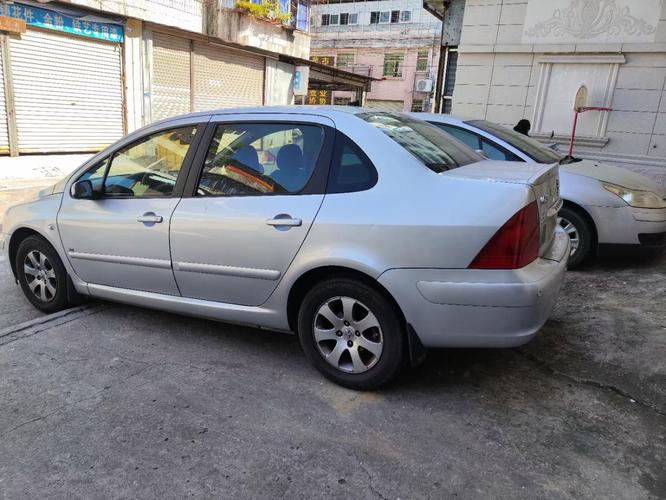 标致307前挡风玻璃多少钱/标志307前风挡玻璃