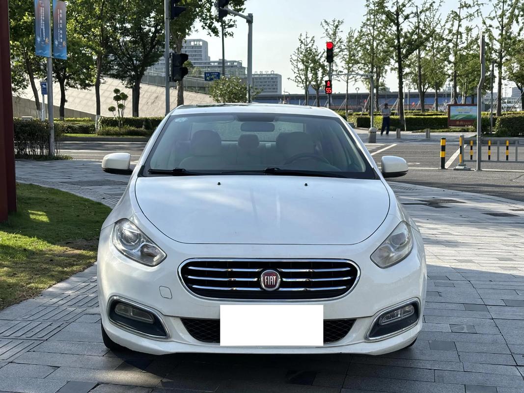 菲亚特商务车7座多少钱(2019款菲亚特商务车)