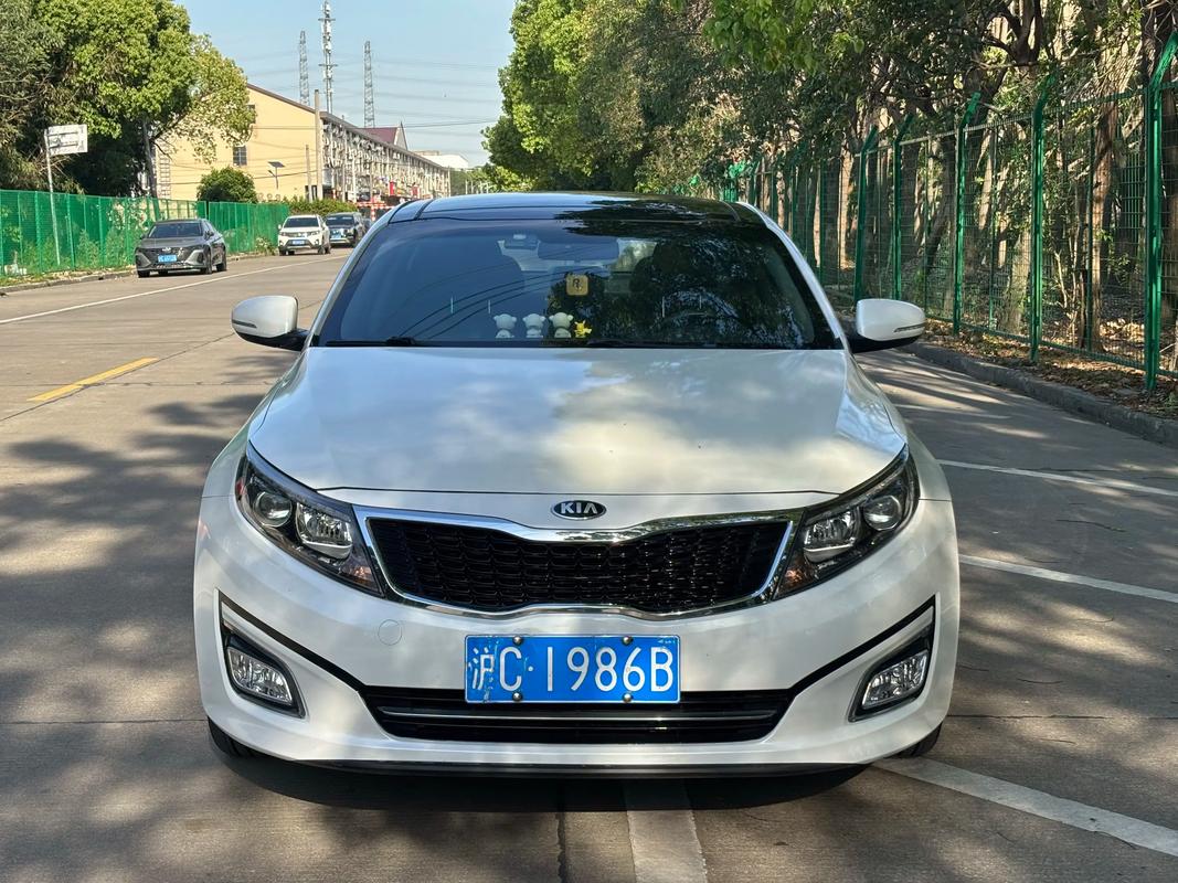 起亚2020款k5 起亚2020款k314t新智和新锐差别