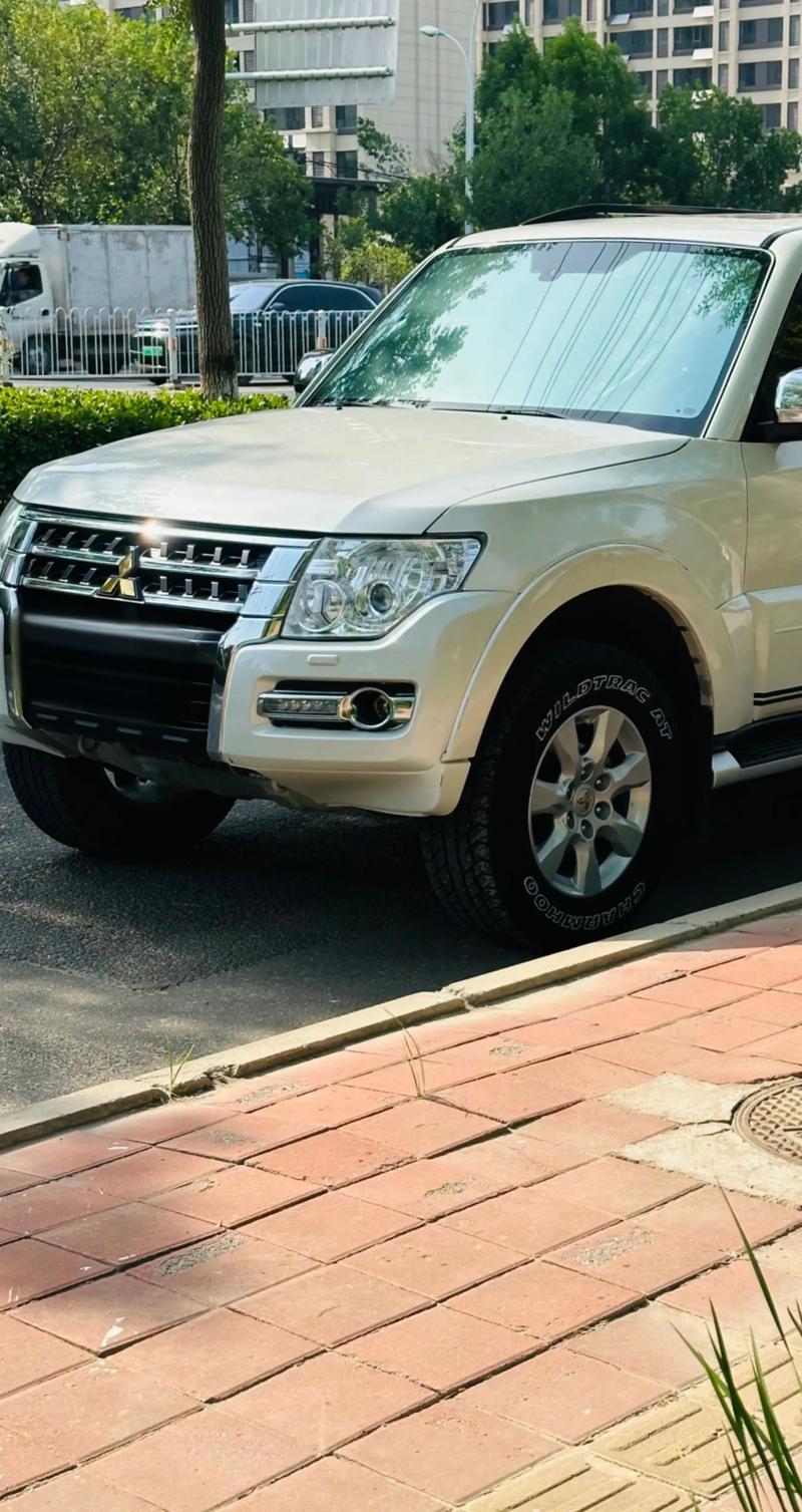 帕杰罗v93的油耗,帕杰罗v93百公里多少油