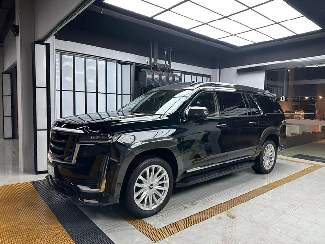 【凯雷德2024款落地价,2020凯雷德最新改款】