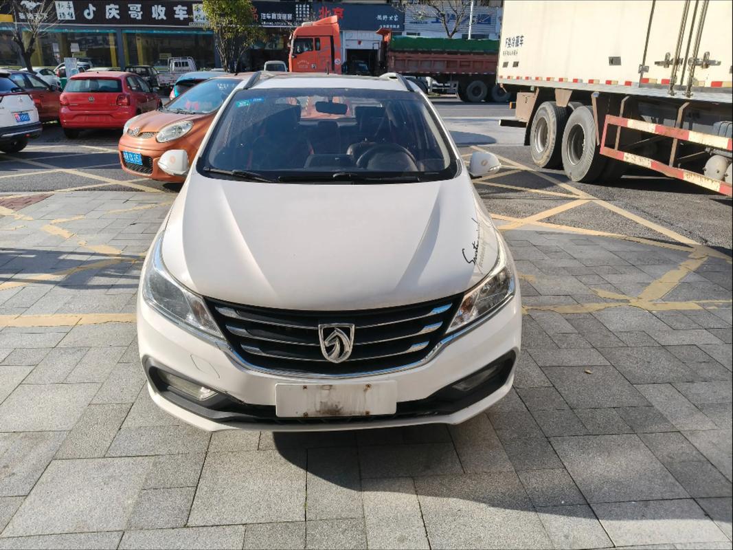 宝骏310宝骏汽车(宝骏 宝骏310)