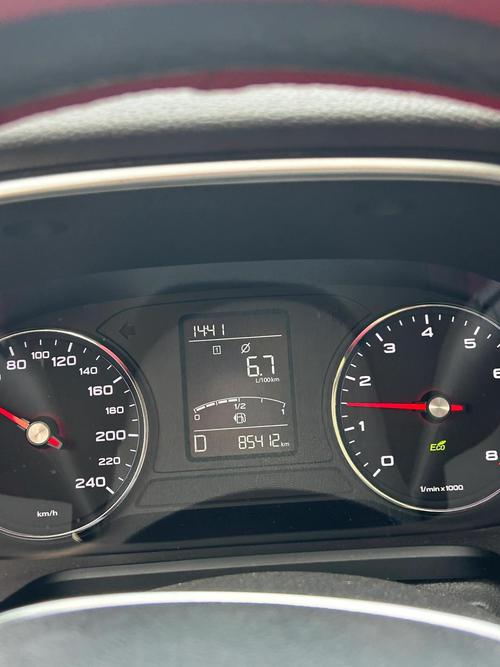 【荣威i5油耗,荣威i5油耗多少真实油耗】