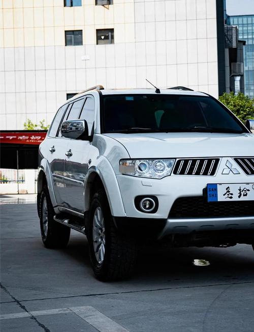 帕杰罗劲畅2022款图片(帕杰罗劲畅车主真实评价)