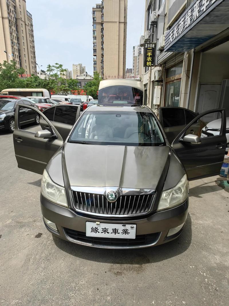 【斯柯达明锐09款自动挡,斯柯达明锐09款自动挡多少钱】