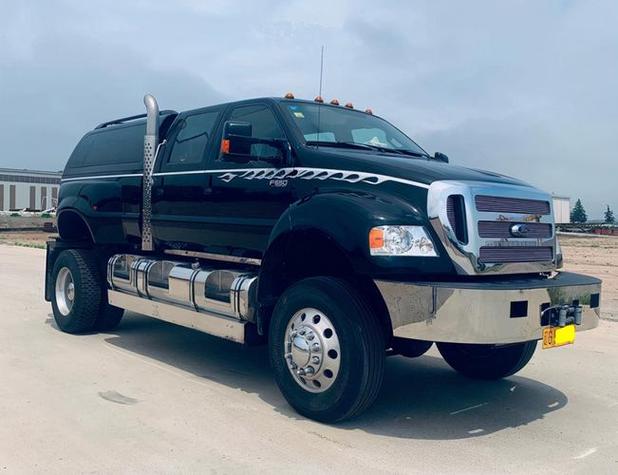 福特650大皮卡图片(福特650多少钱一辆)