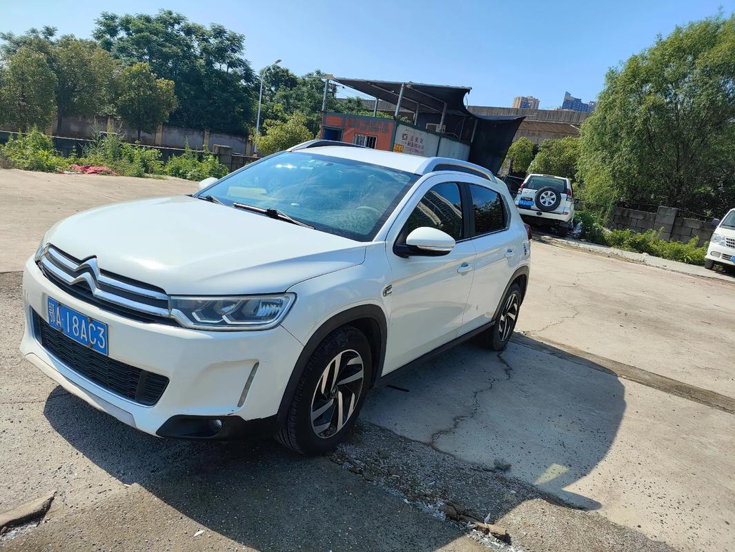 雪铁龙c3xr是几缸发动机(雪铁龙c3xr是什么发动机)