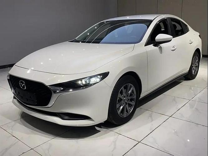 马自达3两厢版2024落地/马自达3 2厢版