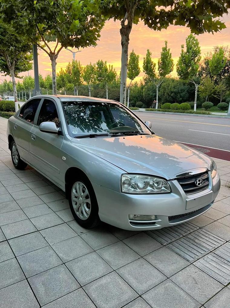 现代伊兰特老款2005/现代 伊兰特 2005款 18l 自动豪华型