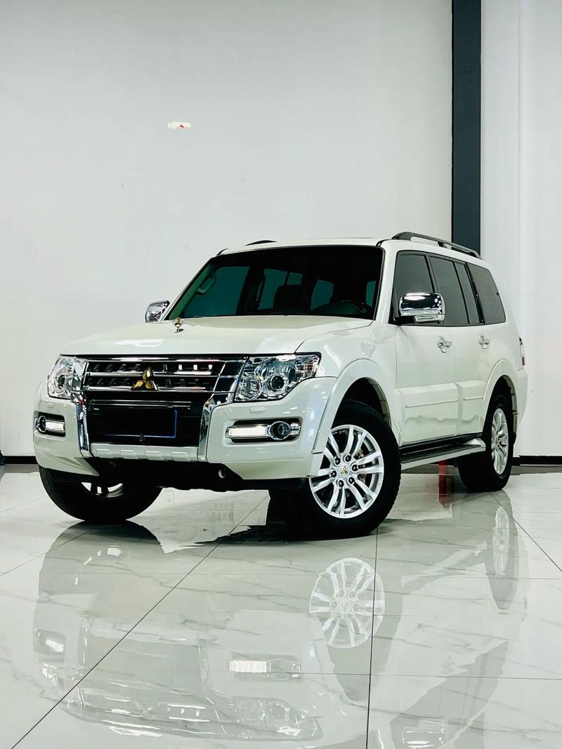 帕杰罗v87天津港最新款报价的简单介绍