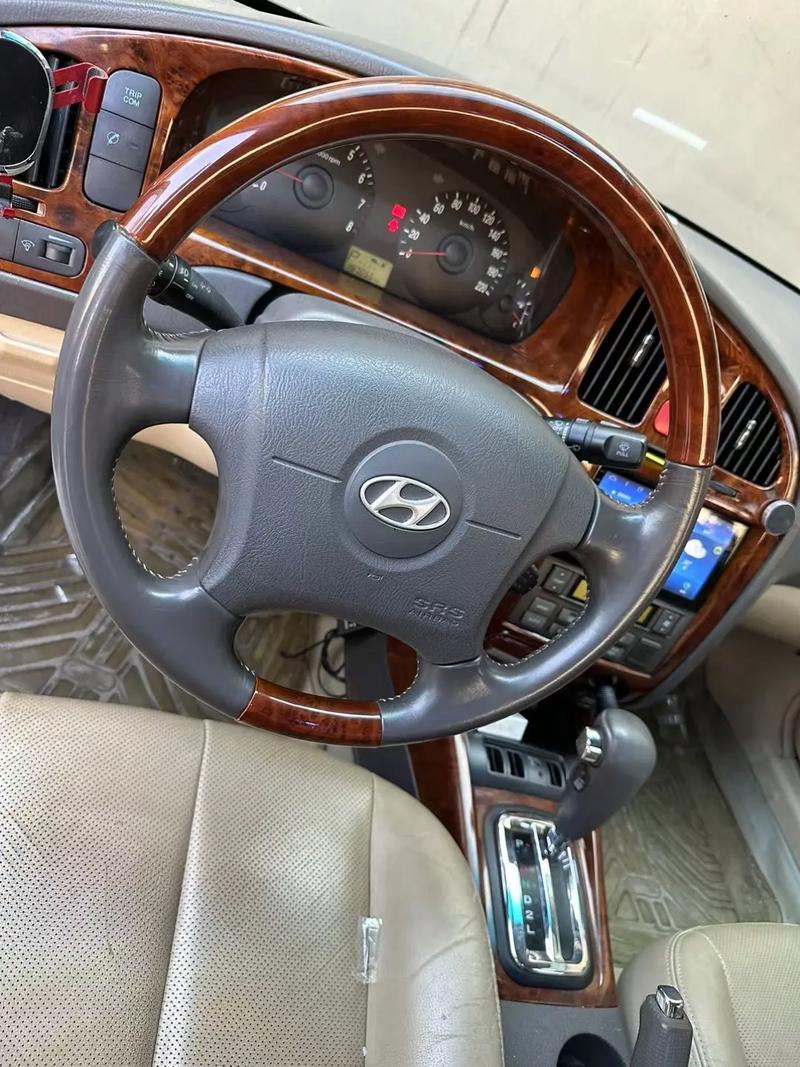 【07年现代伊兰特多少钱,07年现代伊兰特多少钱一辆】