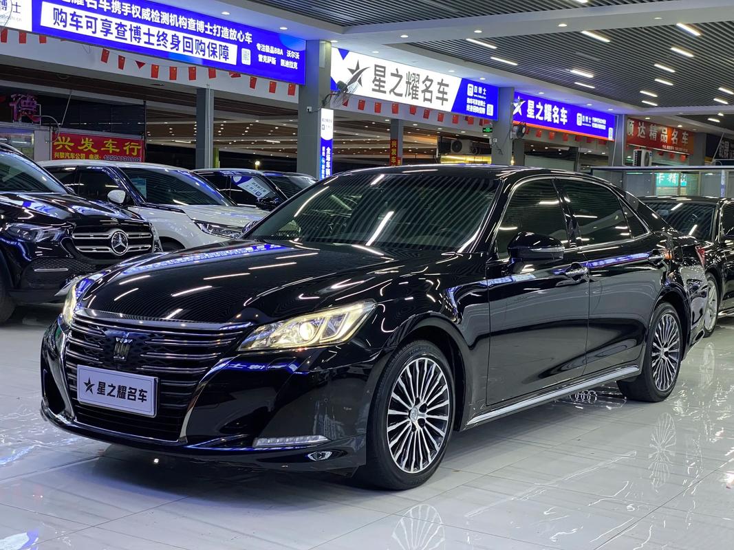 【丰田皇冠2018款新车报价及图片,丰田皇冠2020款最新消息】