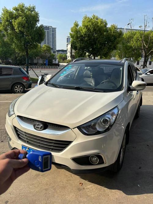 12年的现代ix35值多少钱,12年的现代ix35能卖多少钱