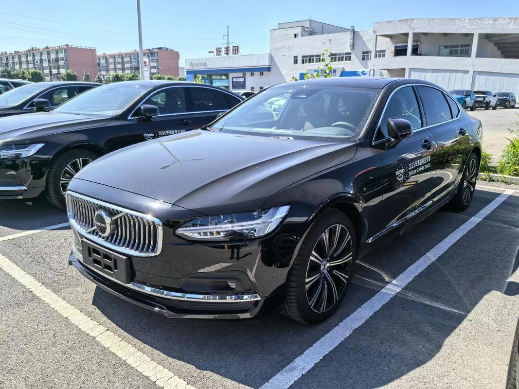 沃尔沃汽车s90多少钱,s90沃尔沃轿车价格