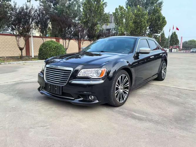 进口克莱斯勒300c怎么样(克莱斯勒300c值得入手吗)